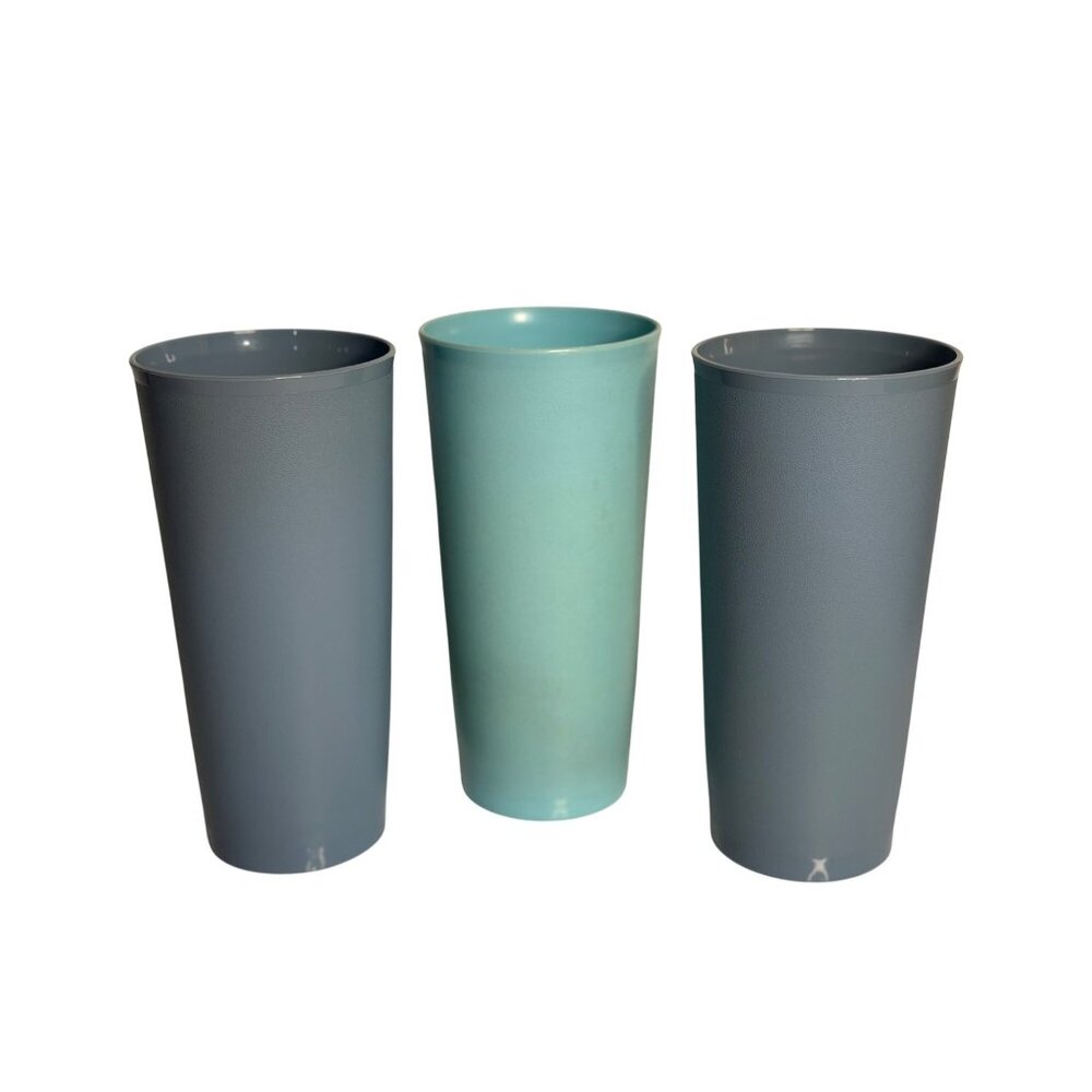 VTG 80s Tupperware Set 3 Plastic Tumblers Gray Teal Retro Cups 6.75" Drinkware